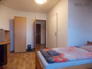 Prodej restaurace, Týnec nad Sázavou - Pecerady, 876 m2