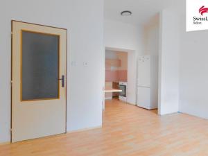 Prodej bytu 1+kk, Úpice, Spojenců, 31 m2