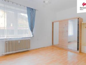 Prodej bytu 1+kk, Úpice, Spojenců, 31 m2