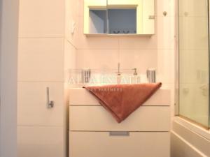 Pronájem bytu 2+kk, Karlovy Vary, Vrchlického, 51 m2