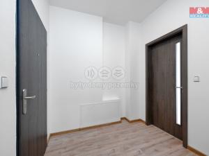 Pronájem bytu 1+kk, Děčín - Děčín I-Děčín, Masarykovo nám., 35 m2