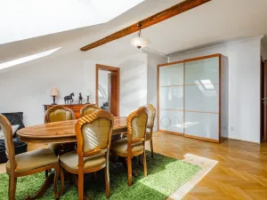 Prodej činžovního domu, Praha - Kunratice, Kálmánova, 715 m2