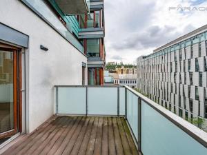 Pronájem bytu 2+kk, Praha - Karlín, Rohanské nábřeží, 58 m2