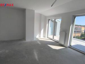 Prodej bytu 3+kk, Karlovy Vary, Šumavská, 111 m2