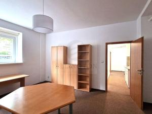 Pronájem bytu 3+kk, Praha - Vršovice, Krasnojarská, 54 m2