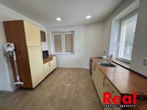 Prodej rodinného domu, Olomučany, 290 m2