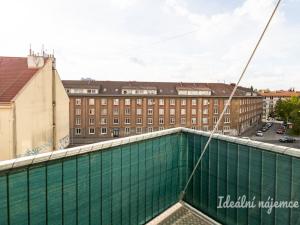 Pronájem bytu 2+kk, Praha - Strašnice, Limuzská, 50 m2
