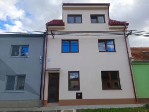 Prodej bytu 2+kk, Ivanovice na Hané, 9. května, 57 m2
