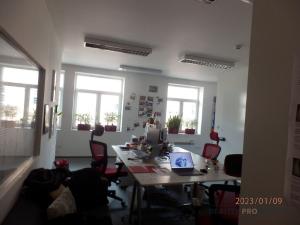 Pronájem kanceláře, Brno - Zábrdovice, 500 m2