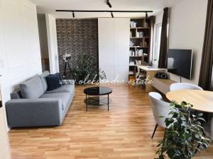 Pronájem bytu 1+kk, Praha - Strašnice, Zvěřinova, 48 m2