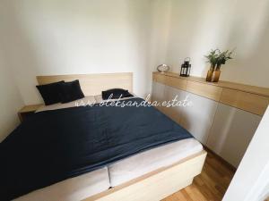 Pronájem bytu 1+kk, Praha - Strašnice, Zvěřinova, 48 m2