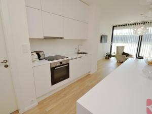 Prodej bytu 2+kk, Praha - Radlice, Radlická, 55 m2