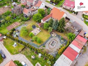 Prodej pozemku pro bydlení, Kněževes, Chmelařská, 1485 m2