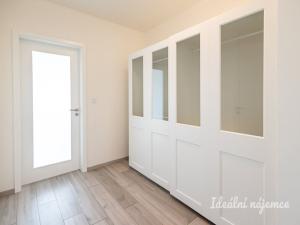 Pronájem bytu 3+kk, Praha - Modřany, Zlochova, 77 m2