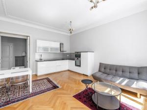 Pronájem bytu 2+kk, Praha - Vinohrady, Anny Letenské, 62 m2