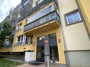 Prodej bytu 1+kk, Praha - Střížkov, Zakšínská, 40 m2