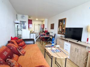 Pronájem bytu 2+kk, Praha - Háje, Ocelíkova, 44 m2