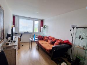 Pronájem bytu 2+kk, Praha - Háje, Ocelíkova, 44 m2