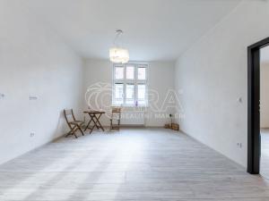 Prodej bytu 2+1, Ostrava, Tyršova, 132 m2