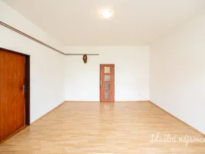 Pronájem bytu 2+kk, Praha - Vršovice, Tolstého, 56 m2