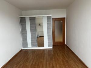 Pronájem bytu 2+kk, Praha - Zličín, Tulešická, 57 m2