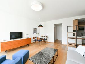 Pronájem bytu 2+kk, Praha - Smíchov, Holečkova, 67 m2