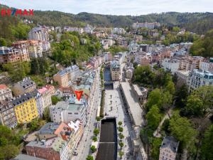 Prodej bytu 2+kk, Karlovy Vary, Vřídelní, 68 m2