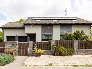 Pronájem bytu 6+kk a větší, Čelákovice - Sedlčánky, Matěje Koštíře, 310 m2