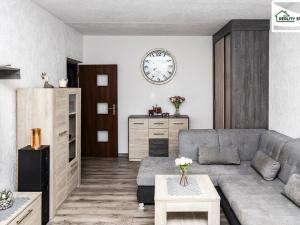 Prodej bytu 4+1, Plesná, Kostelní, 83 m2