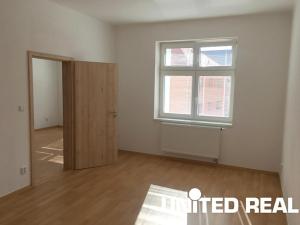 Pronájem bytu 2+kk, Chrudim, Přemysla Otakara, 72 m2