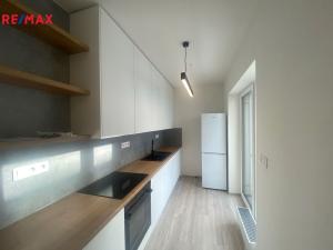 Pronájem bytu 2+kk, Zlín, Tyršovo nábřeží, 44 m2