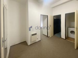 Prodej komerční nemovitosti, Praha - Strašnice, Za poštou, 59 m2