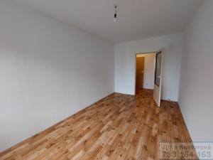 Prodej bytu 3+1, Krnov - Pod Cvilínem, SPC P, 74 m2