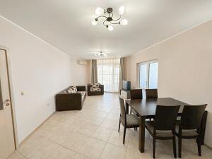 Prodej bytu 3+kk, Burgas, Bulharsko, 172 m2