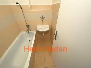 Pronájem bytu 2+1, Karviná - Nové Město, Závodní, 56 m2