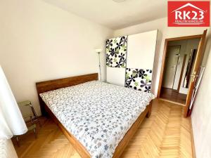 Prodej bytu 2+1, Mariánské Lázně, Libušina, 48 m2