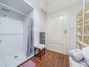 Prodej bytu 2+kk, Šternberk, Hlavní náměstí, 100 m2