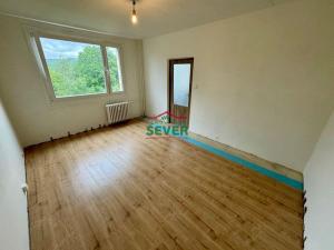 Prodej bytu 1+1, Hostomice, Školní náměstí, 36 m2