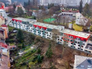 Prodej bytu 2+kk, Karlovy Vary, Libušina, 76 m2