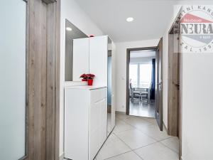 Prodej bytu 3+kk, Praha - Stodůlky, Klausova, 74 m2