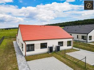 Prodej nízkoenergetického domu, Slavětín, Pod Lesem, 95 m2