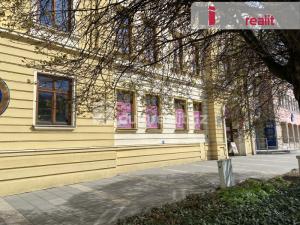 Pronájem obchodního prostoru, Břeclav, náměstí T. G. Masaryka, 96 m2