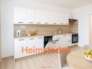 Pronájem bytu 1+1, Ostrava - Poruba, Hlavní třída, 40 m2