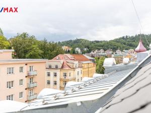 Prodej bytu 2+1, Karlovy Vary, Vítězná, 105 m2