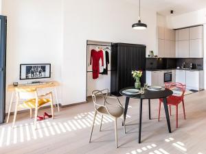 Pronájem bytu 1+kk, Praha - Holešovice, V háji, 53 m2