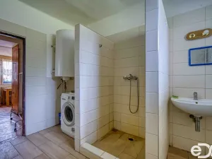 Prodej restaurace, Hradešín, 178 m2