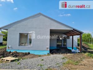 Prodej rodinného domu, Kozomín, 158 m2
