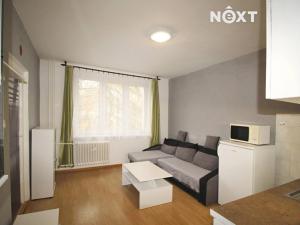 Pronájem bytu 1+1, Karlovy Vary, Jahodová, 39 m2