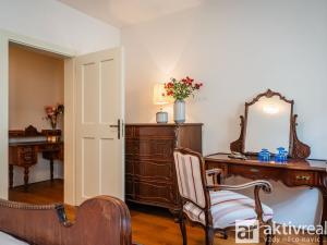 Prodej historického objektu, Loket, T. G. Masaryka, 562 m2