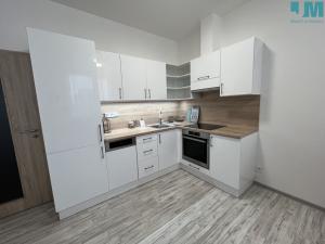 Pronájem bytu 1+kk, Žďár nad Sázavou, Nádražní, 37 m2